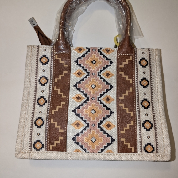 Women's Wrangler Aztec Boho Shoulder Tote Bag Purse NWT - Picture 6 of 11
